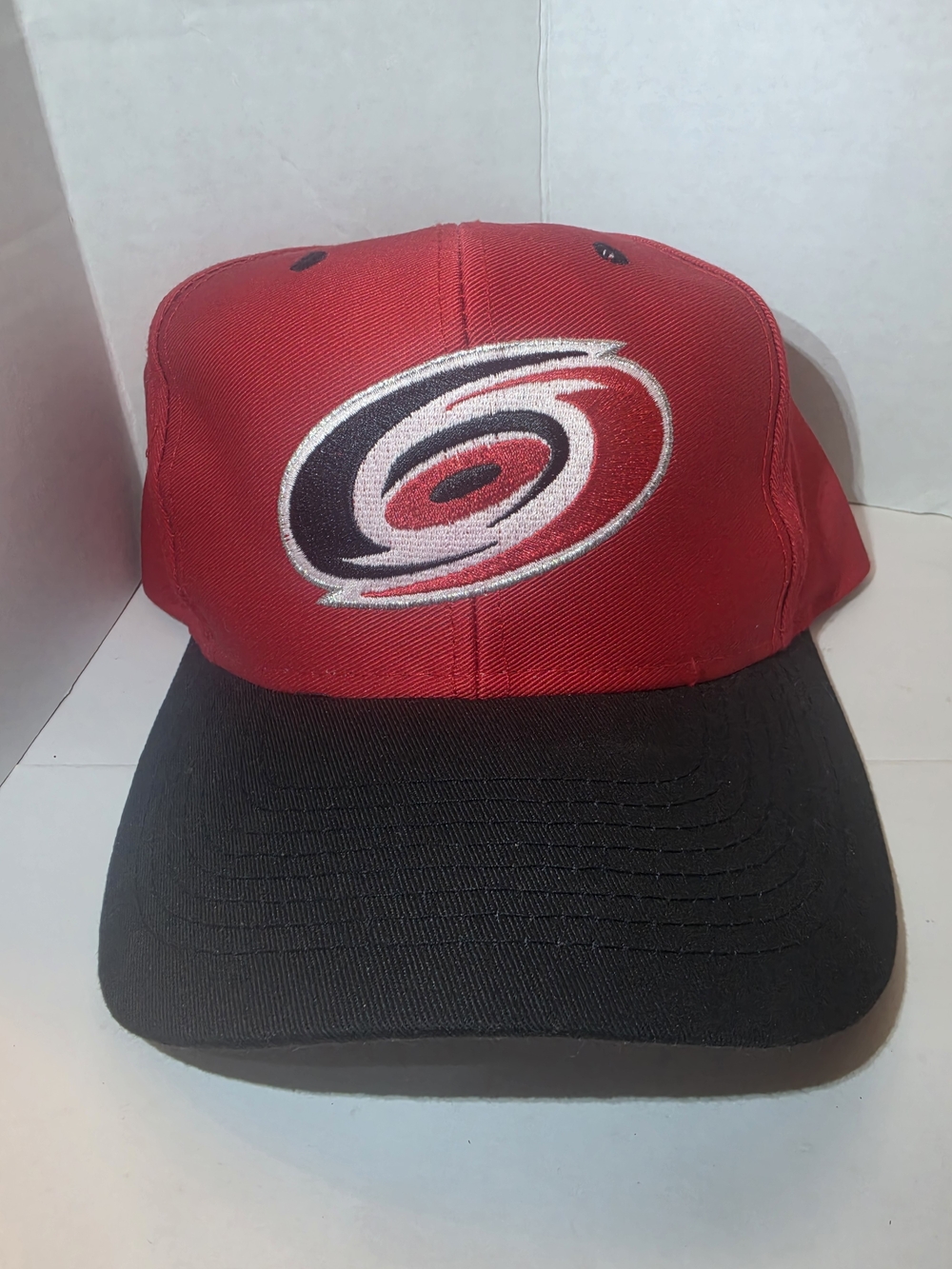 LOGO 7 Red and Black NHL-Style Baseball Cap